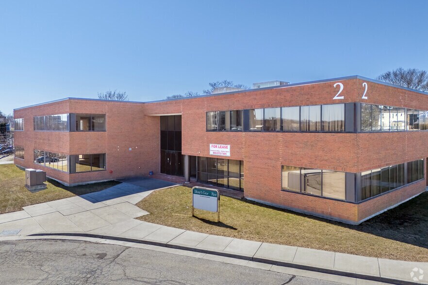 2 Shaws Cv, New London, CT à vendre - Photo principale – Image 1 sur 15