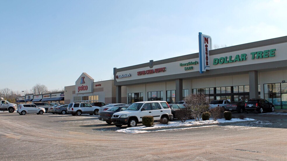 7225-7235 N Keystone Ave, Indianapolis, IN à louer - Photo de l’immeuble – Image 2 sur 6