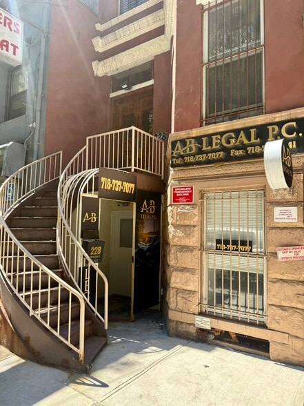 228 W 82nd St, New York, NY à louer - Photo intérieure – Image 3 sur 3