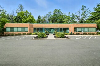 Plus de détails pour 3 Northwestern Dr, Bloomfield, CT - Bureau/Médical à louer