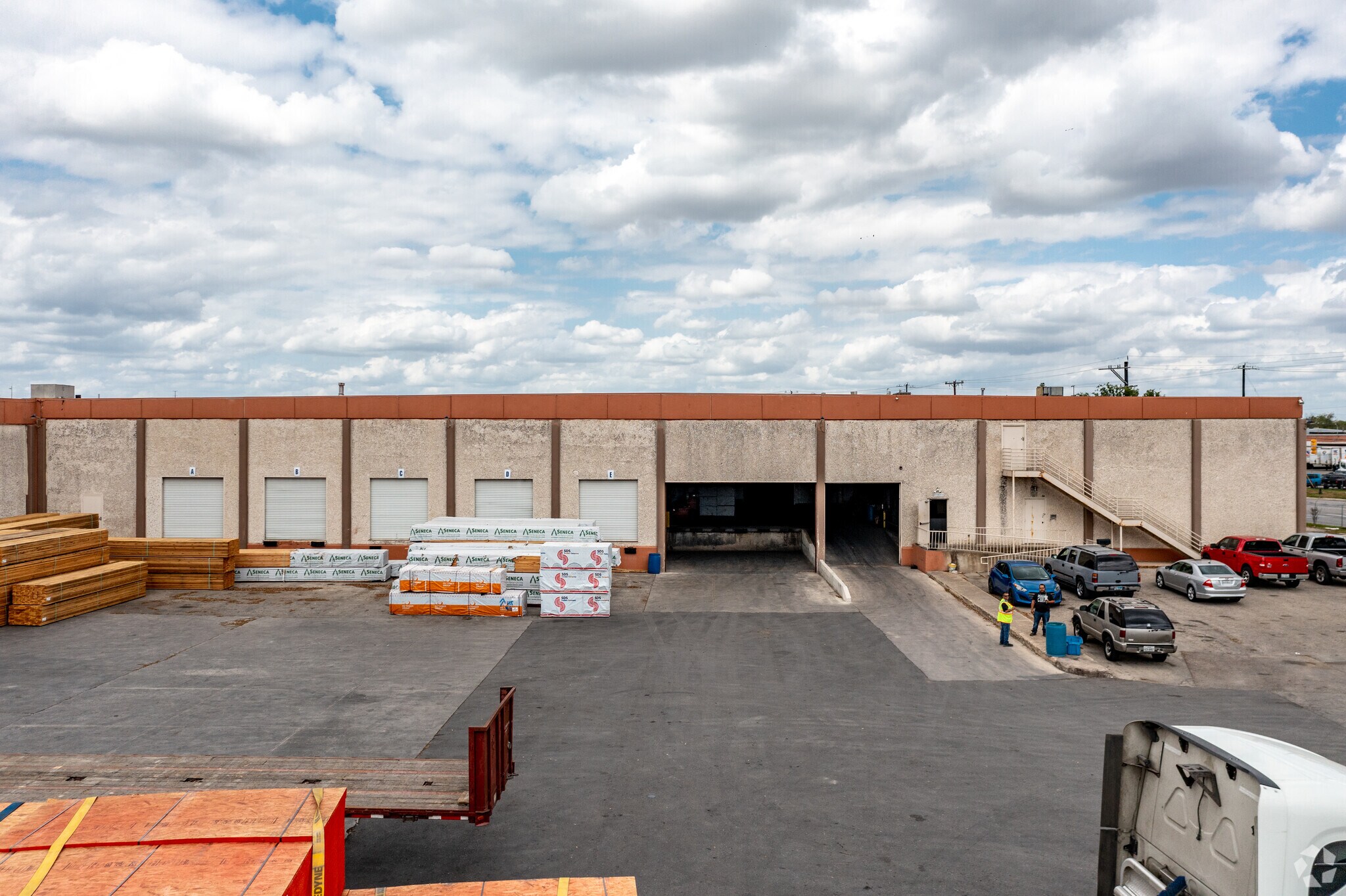 827 Frost Bank Center Pky, San Antonio, TX à louer Photo principale– Image 1 sur 4