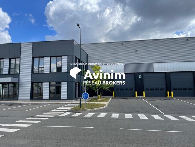 Plus de détails pour Industriel/Logistique à louer