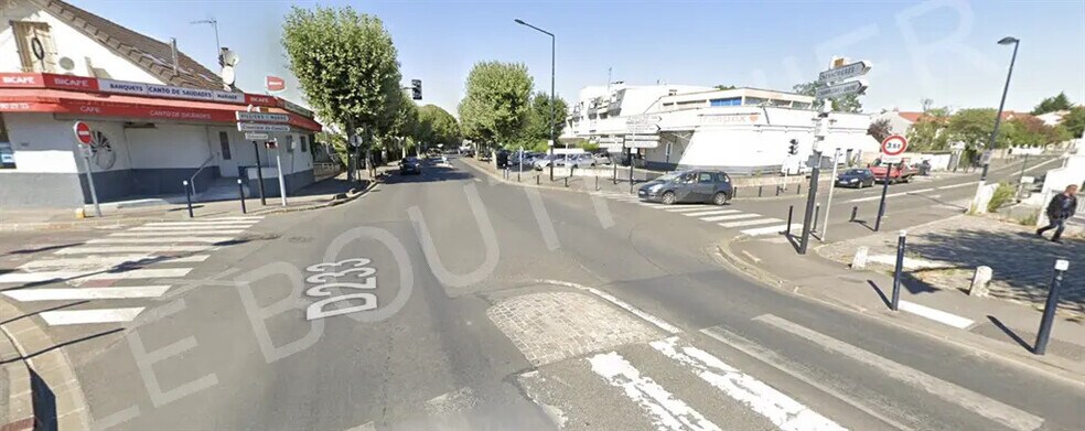 Local commercial dans Champigny-sur-Marne à vendre - Photo de l’immeuble – Image 2 sur 2