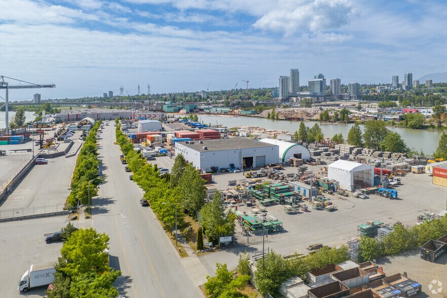 11211 Twigg Pl, Richmond, BC à vendre - Photo de l’immeuble – Image 2 sur 4