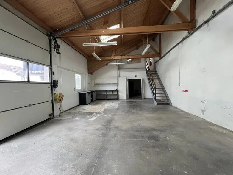 Industriel/Logistique dans Reims à louer - Photo intérieure – Image 2 sur 3