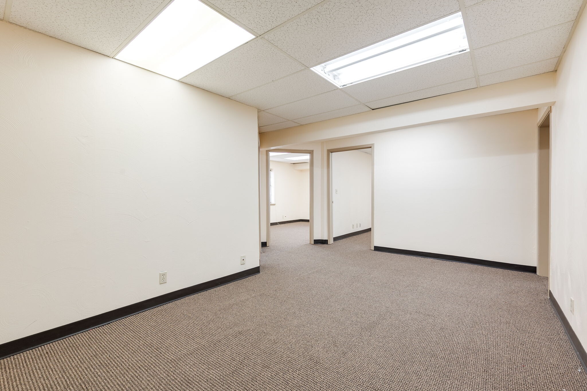 3801 NW 63rd St, Oklahoma City, OK à louer Photo intérieure– Image 1 sur 3