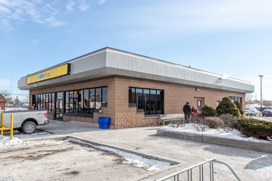 1000-1010 Belfast Rd, Ottawa, ON à louer - Photo de l’immeuble – Image 3 sur 9