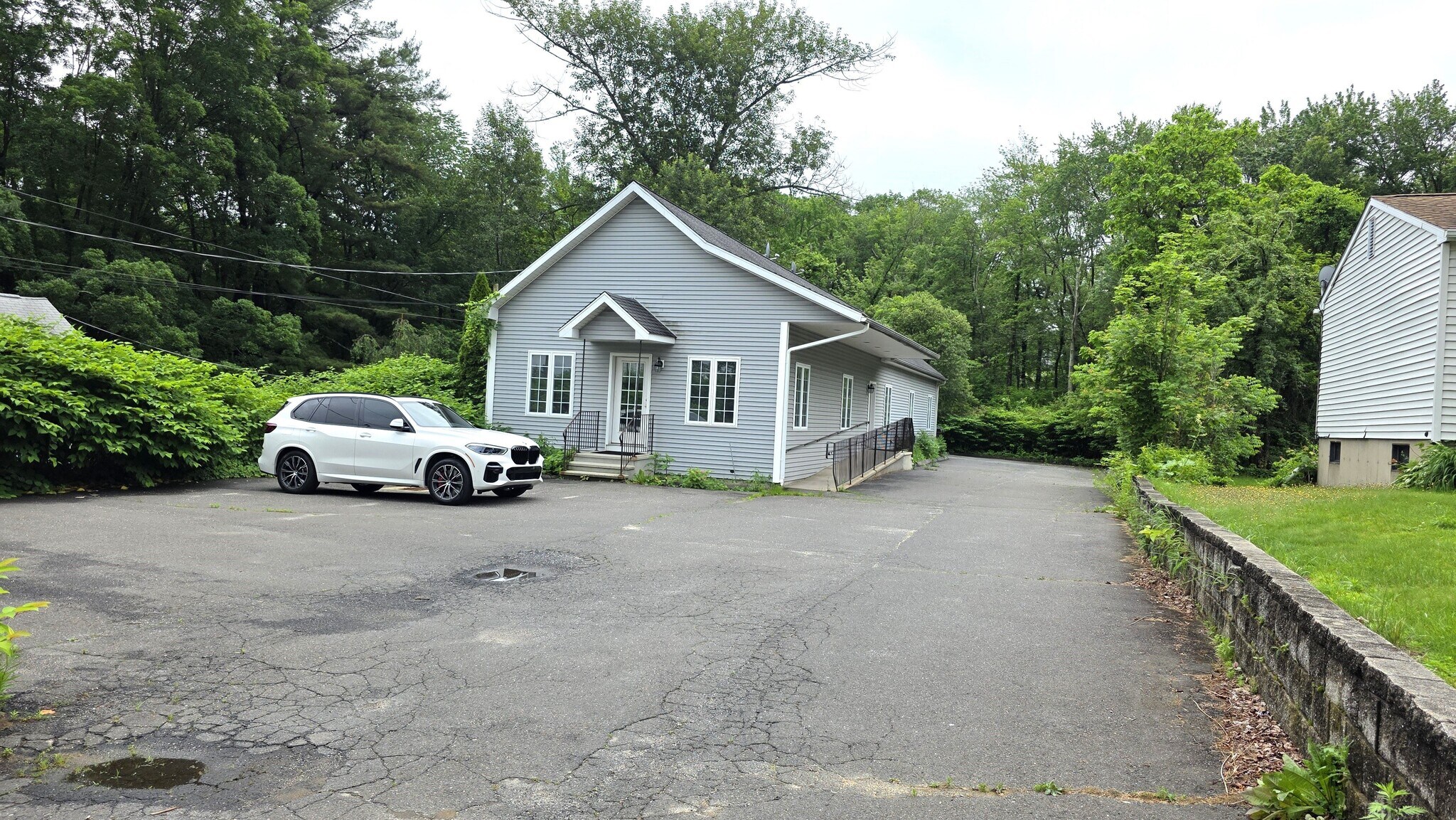 353 Main St, Terryville, CT à louer Photo de l’immeuble– Image 1 sur 4