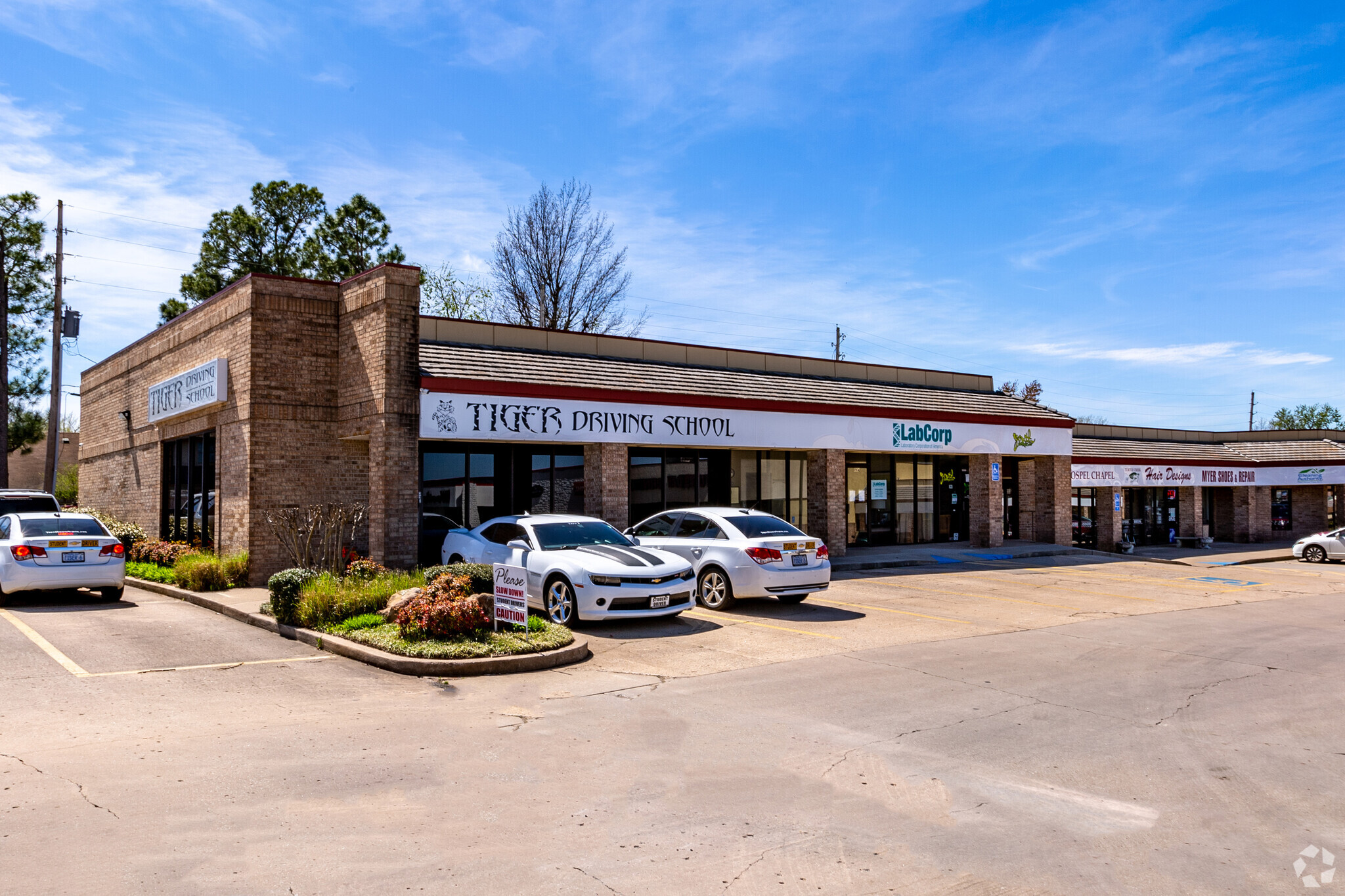832-866 S Aspen Ave, Broken Arrow, OK à louer Photo de l’immeuble– Image 1 sur 6
