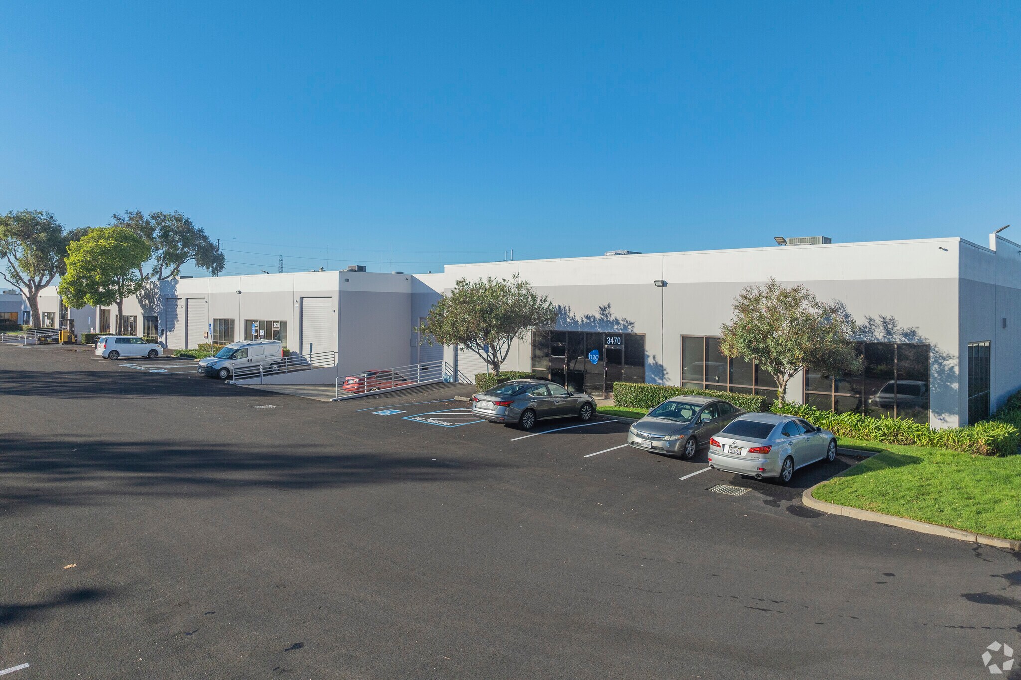 3470-3494 Depot Rd, Hayward, CA à louer Photo principale– Image 1 sur 7