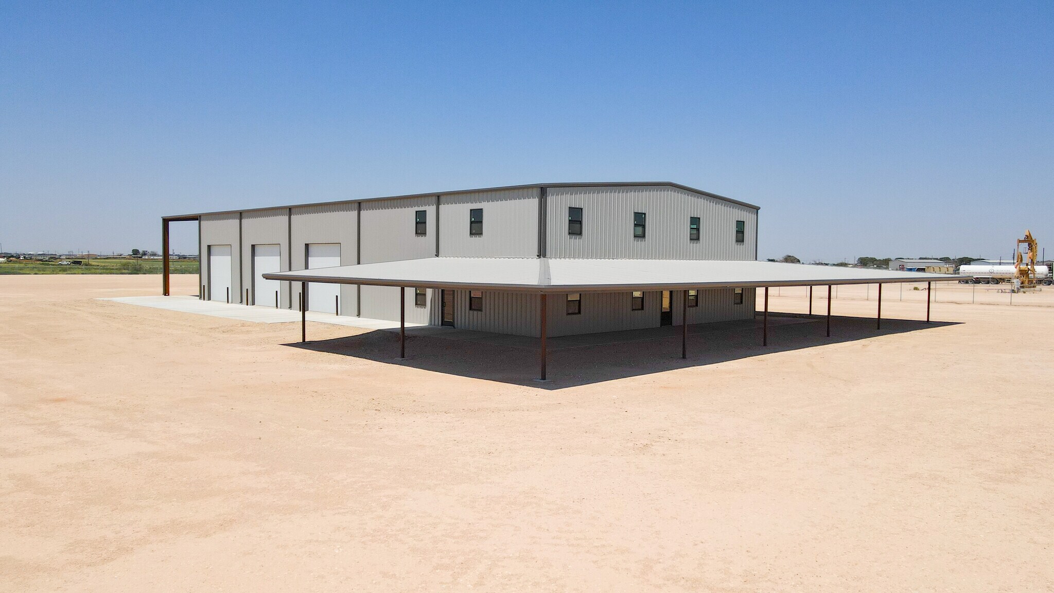 4601 E County Road 128, Midland, TX à vendre Photo de l’immeuble– Image 1 sur 9