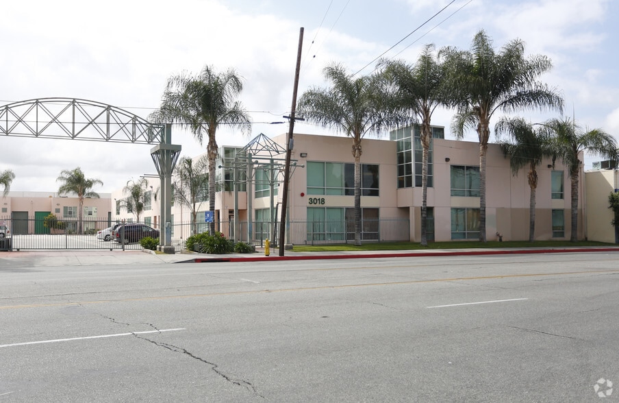 3018 Durfee Ave, El Monte, CA à vendre - Photo de l’immeuble – Image 3 sur 20