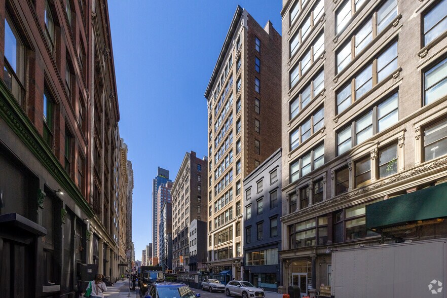 19-21 W 24th St, New York, NY à louer - Photo de l’immeuble – Image 2 sur 8