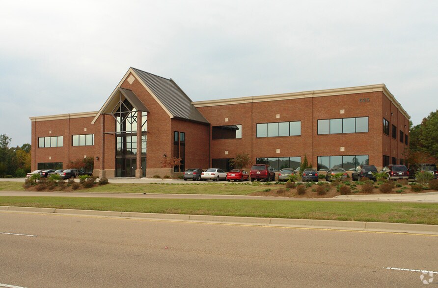 625 Highland Colony Pky, Ridgeland, MS à louer - Photo de l’immeuble – Image 2 sur 16