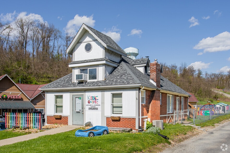 100-1200 Swiss Way, Elizabeth, PA à louer - Photo principale – Image 3 sur 5