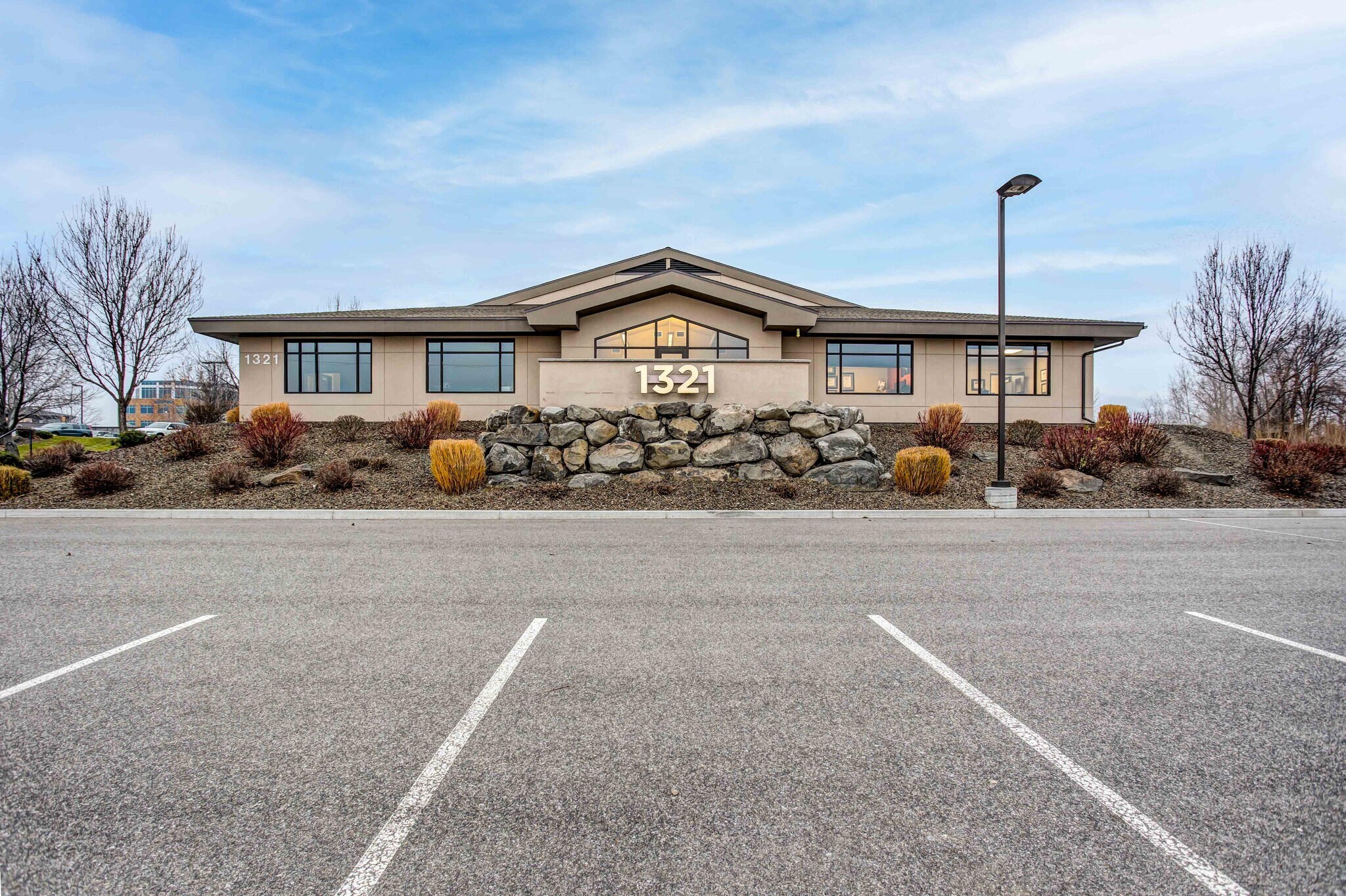 1321 Columbia Park Trl, Richland, WA à louer Photo de l’immeuble– Image 1 sur 6