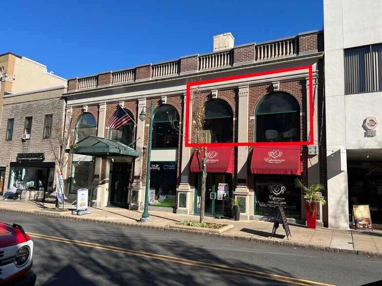 30 Maple St, Summit, NJ à louer - Photo de l’immeuble – Image 1 sur 8