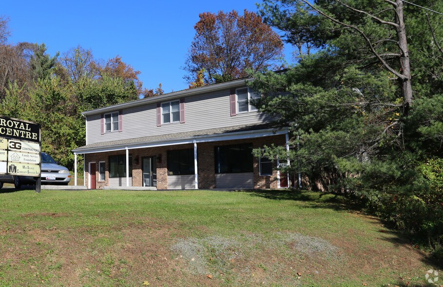 6910 Bowers Rd, Frederick, MD à louer - Photo de l’immeuble – Image 2 sur 2