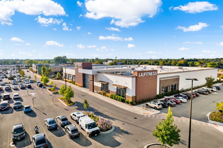 100 W 63rd St, Westmont, IL à vendre - Photo de l’immeuble – Image 1 sur 4