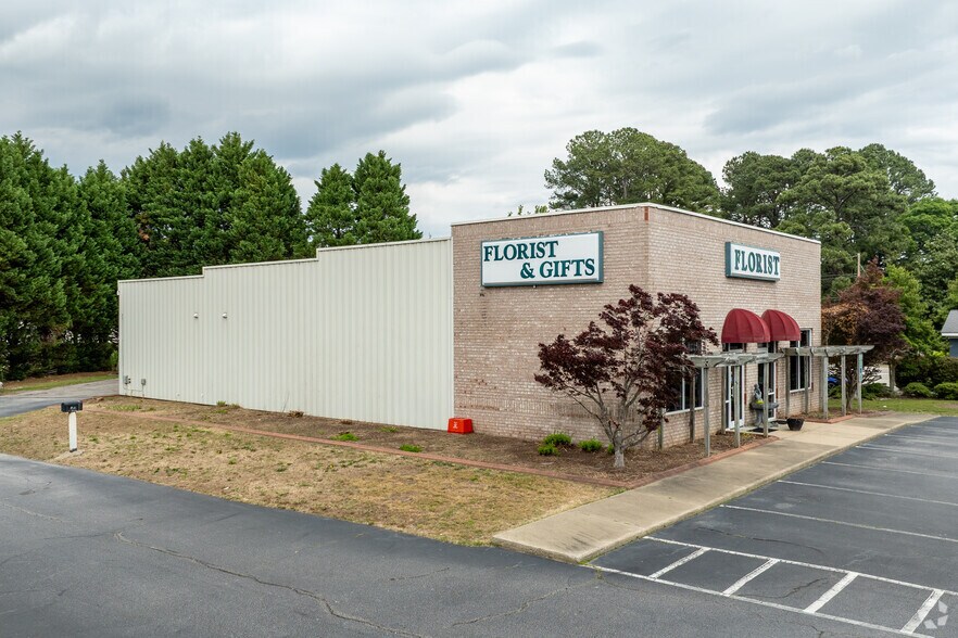 3601 Airport Blvd NW, Wilson, NC à louer - Photo de l’immeuble – Image 2 sur 7