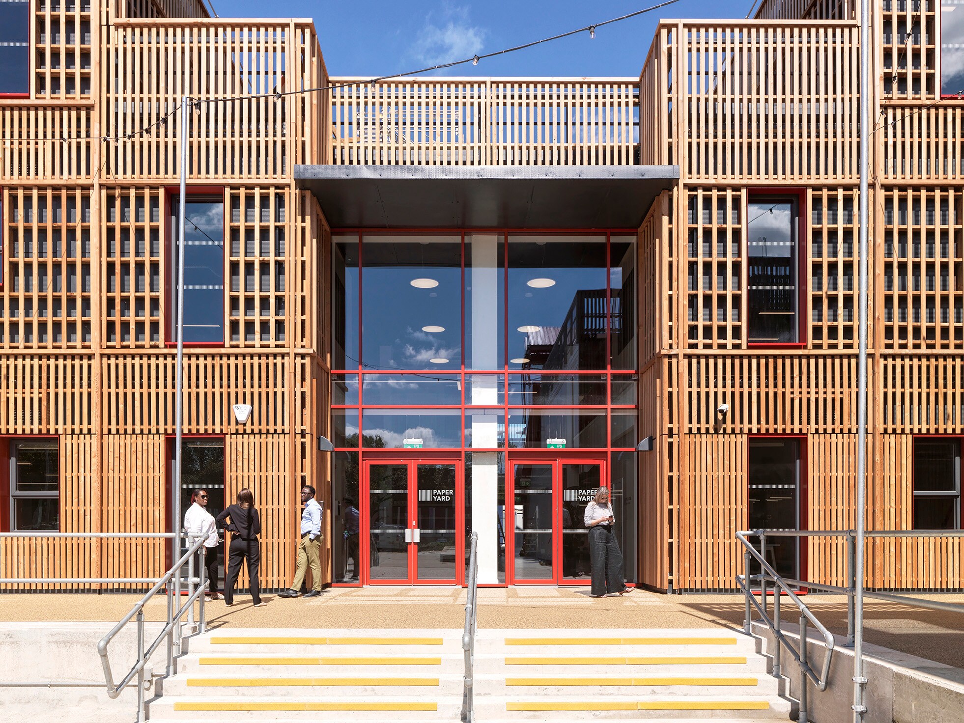 Surrey Quays Rd, Londres à louer Photo de l’immeuble– Image 1 sur 7