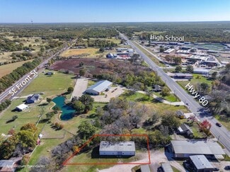 Plus de détails pour 701 E Pine St, Edgewood, TX - Industriel/Logistique à louer