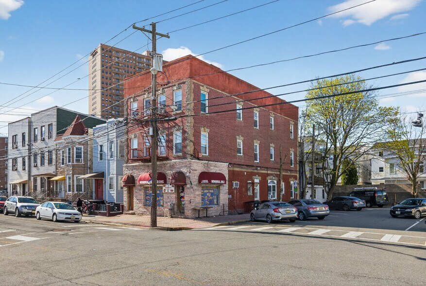 119 59th St, West New York, NJ à vendre - Photo de l’immeuble – Image 3 sur 15