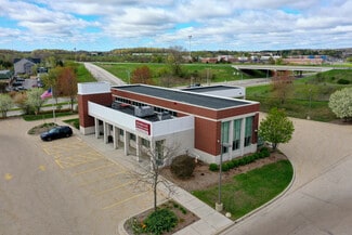 Plus de détails pour 960 W Paradise Dr, West Bend, WI - Local commercial à vendre
