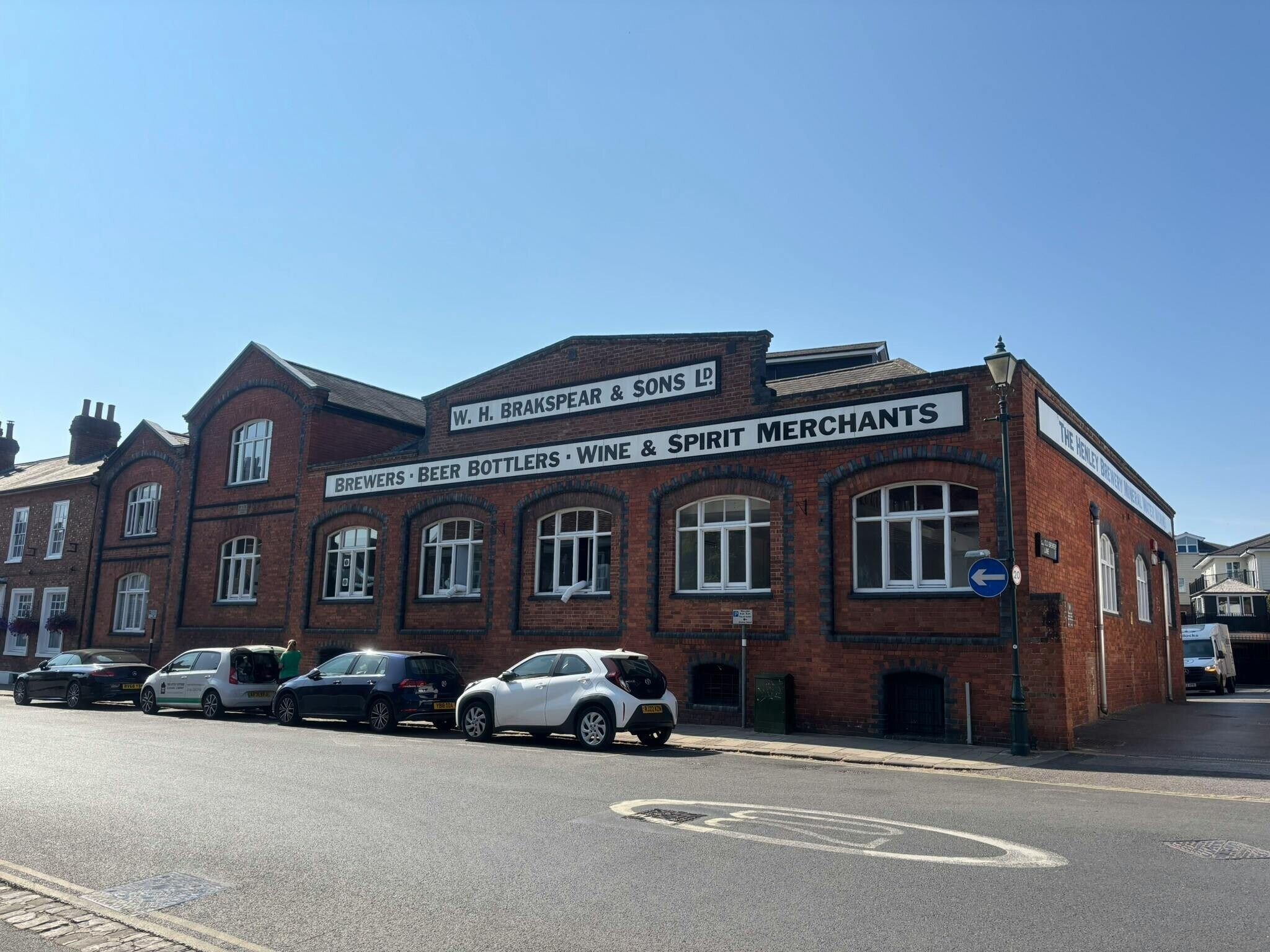 21 Old Brewery Ln, Henley On Thames à louer Photo de l’immeuble– Image 1 sur 7