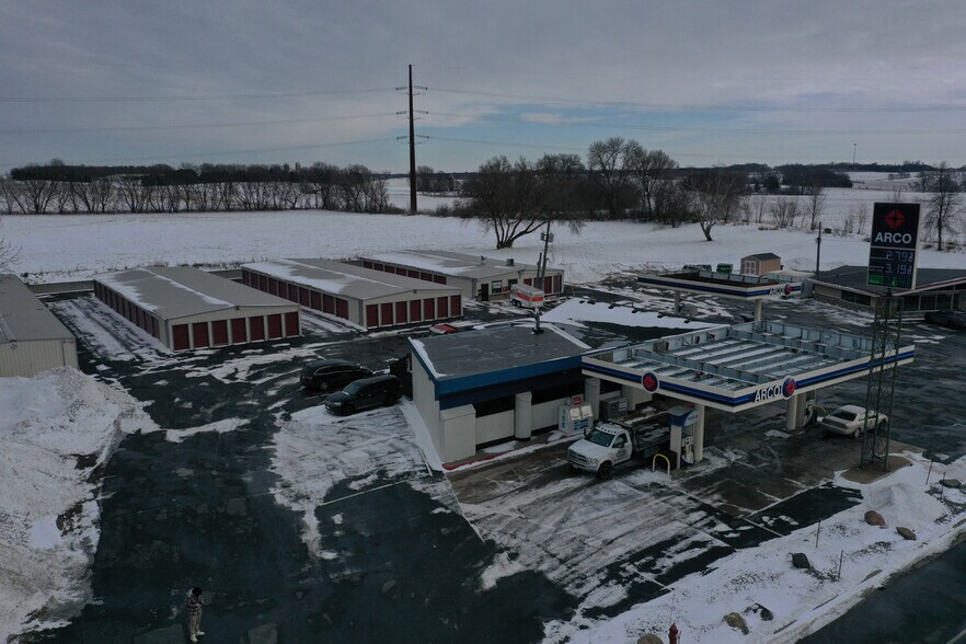 23450 Emery Ave, Hampton, MN à vendre - Photo de l’immeuble – Image 2 sur 5