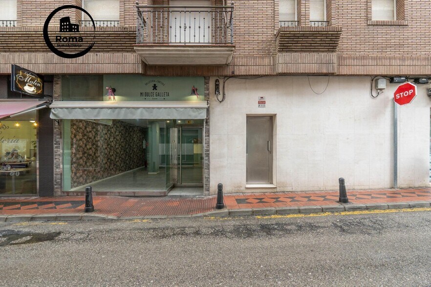 Local commercial dans Armilla, Granada à vendre - Photo de l’immeuble – Image 2 sur 36