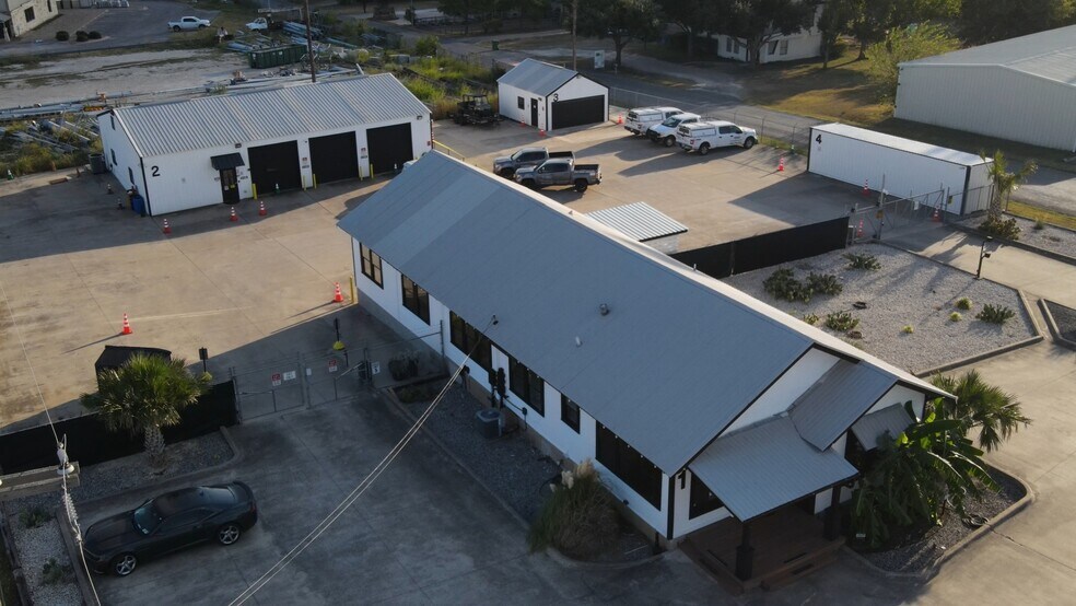 4613 Priem Ln portefeuille de 2 biens à vendre sur LoopNet.fr - Photo de l’immeuble – Image 3 sur 63