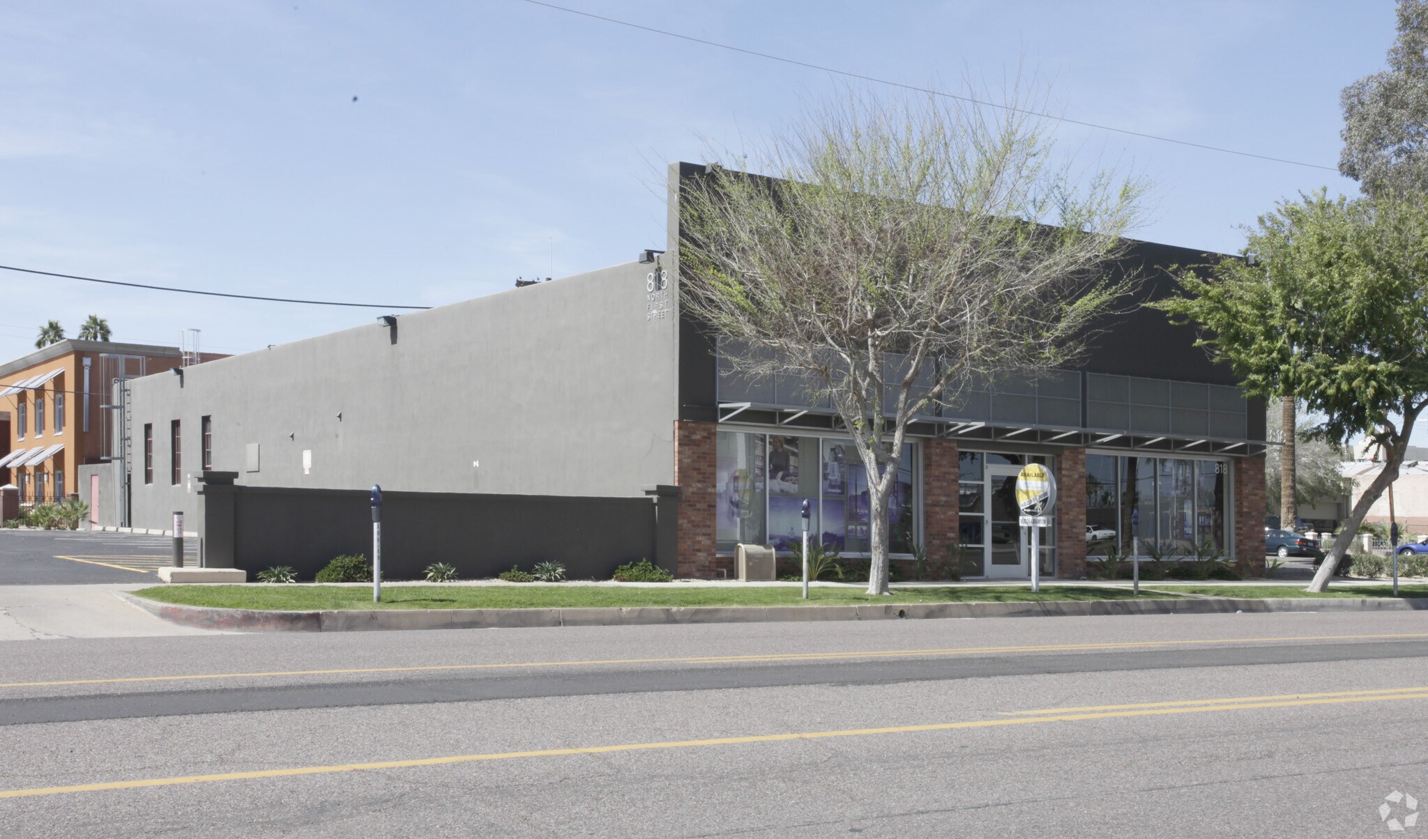 818 N 1st St, Phoenix, AZ à louer Photo principale– Image 1 sur 32