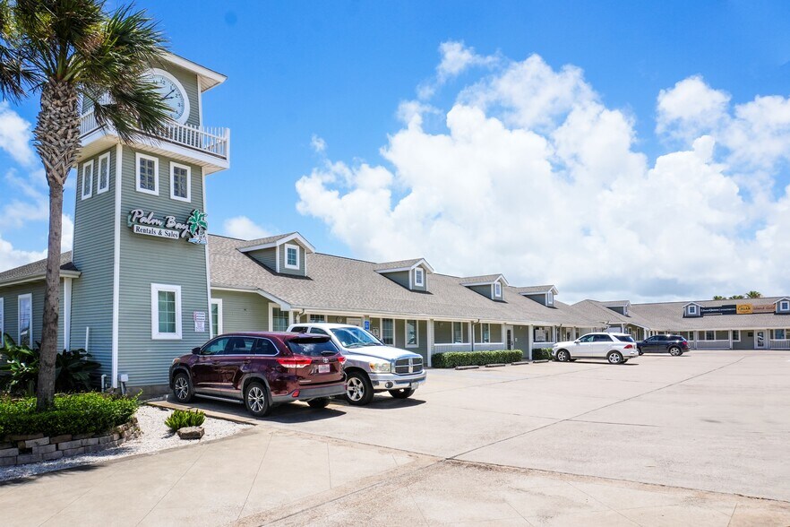 15217 S Padre Island Dr, Corpus Christi, TX à louer - Photo de l’immeuble – Image 2 sur 14