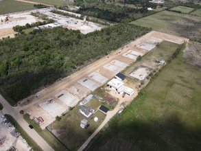 25540 Zube Road, Hockley, TX à louer Photo intérieure– Image 2 sur 6