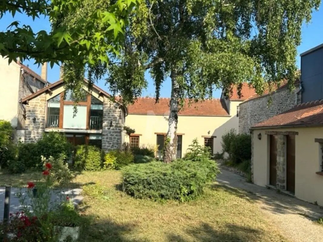 Bureau dans Évry-Courcouronnes à vendre Photo de l’immeuble– Image 1 sur 14