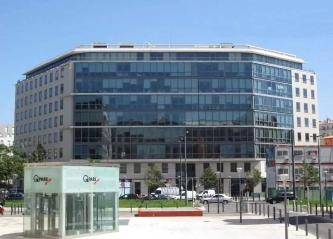 2-4 Place Laurent D'Arvieux, Marseille à louer Photo de l’immeuble– Image 1 sur 3