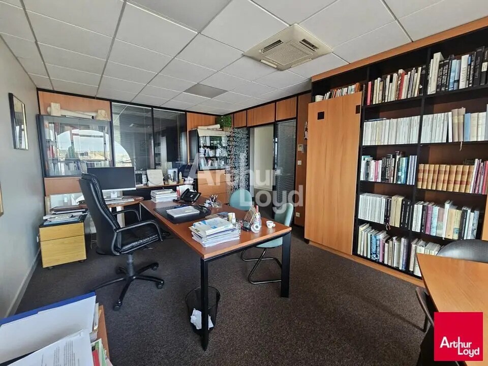 Bureau dans Angers à vendre Photo de l’immeuble– Image 1 sur 2