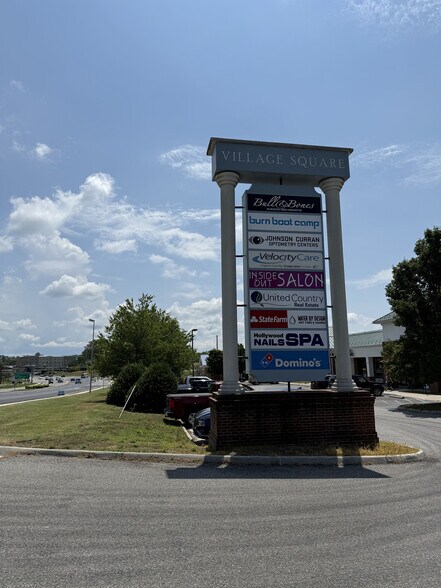 420-452 Peppers Ferry Rd NW, Christiansburg, VA à louer - Photo de l’immeuble – Image 2 sur 23