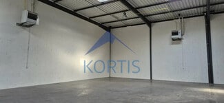 Plus de détails pour Local d'activités à louer