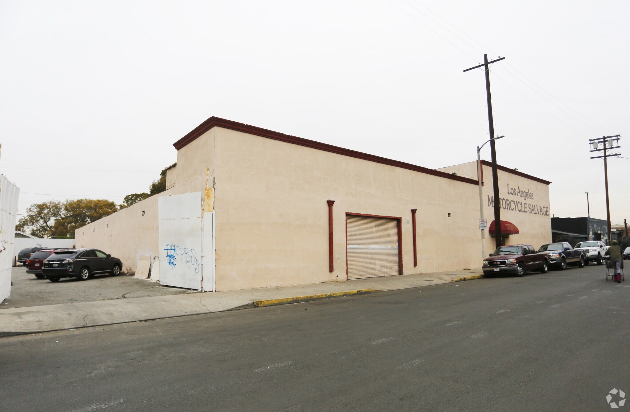 425 E 58th St, Los Angeles, CA à louer Photo principale– Image 1 sur 74