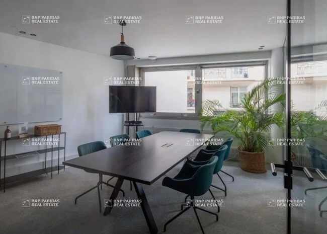 Plus de détails pour Bureau à louer