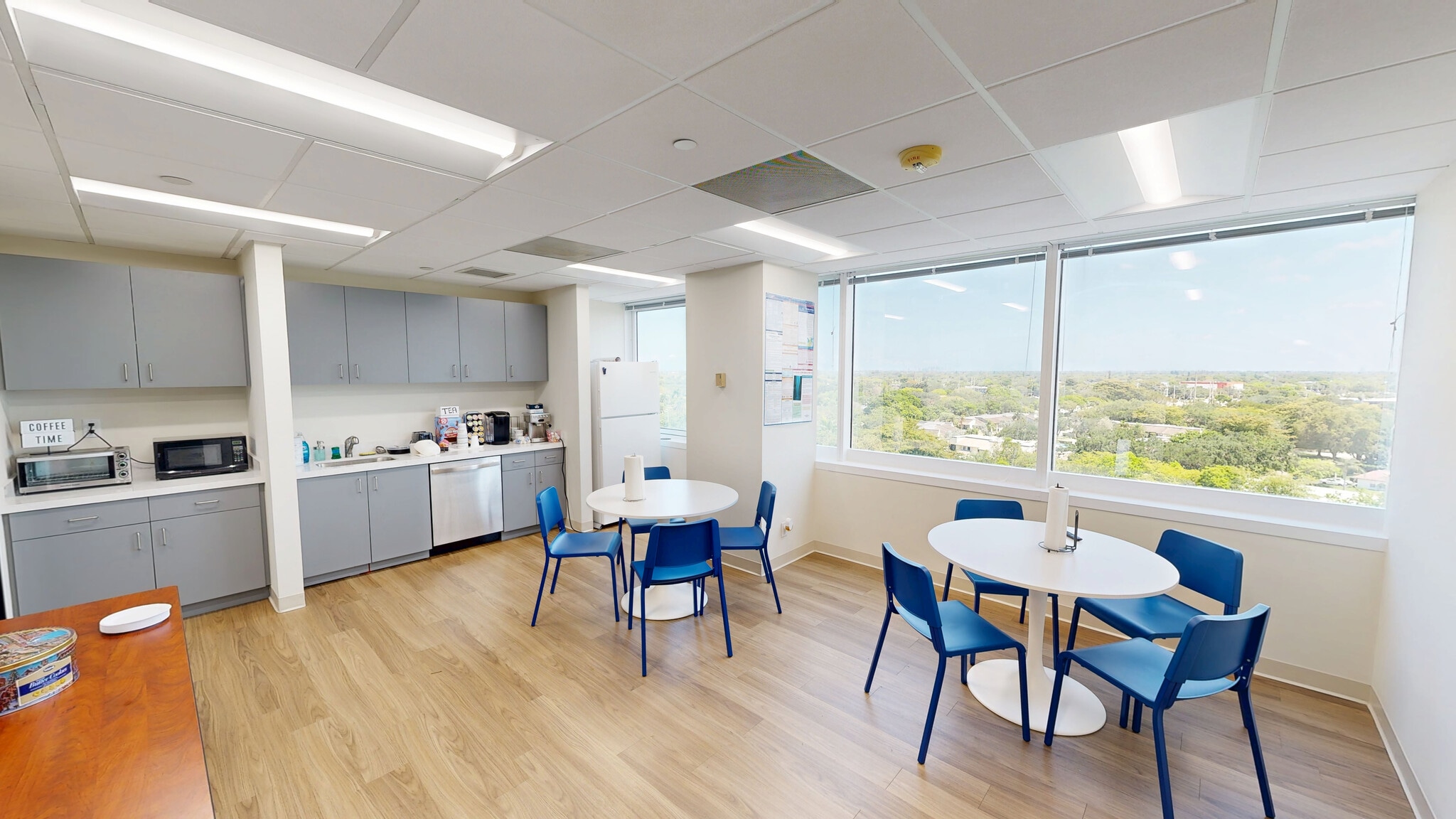 210 N University Dr, Coral Springs, FL à louer Photo intérieure– Image 1 sur 5