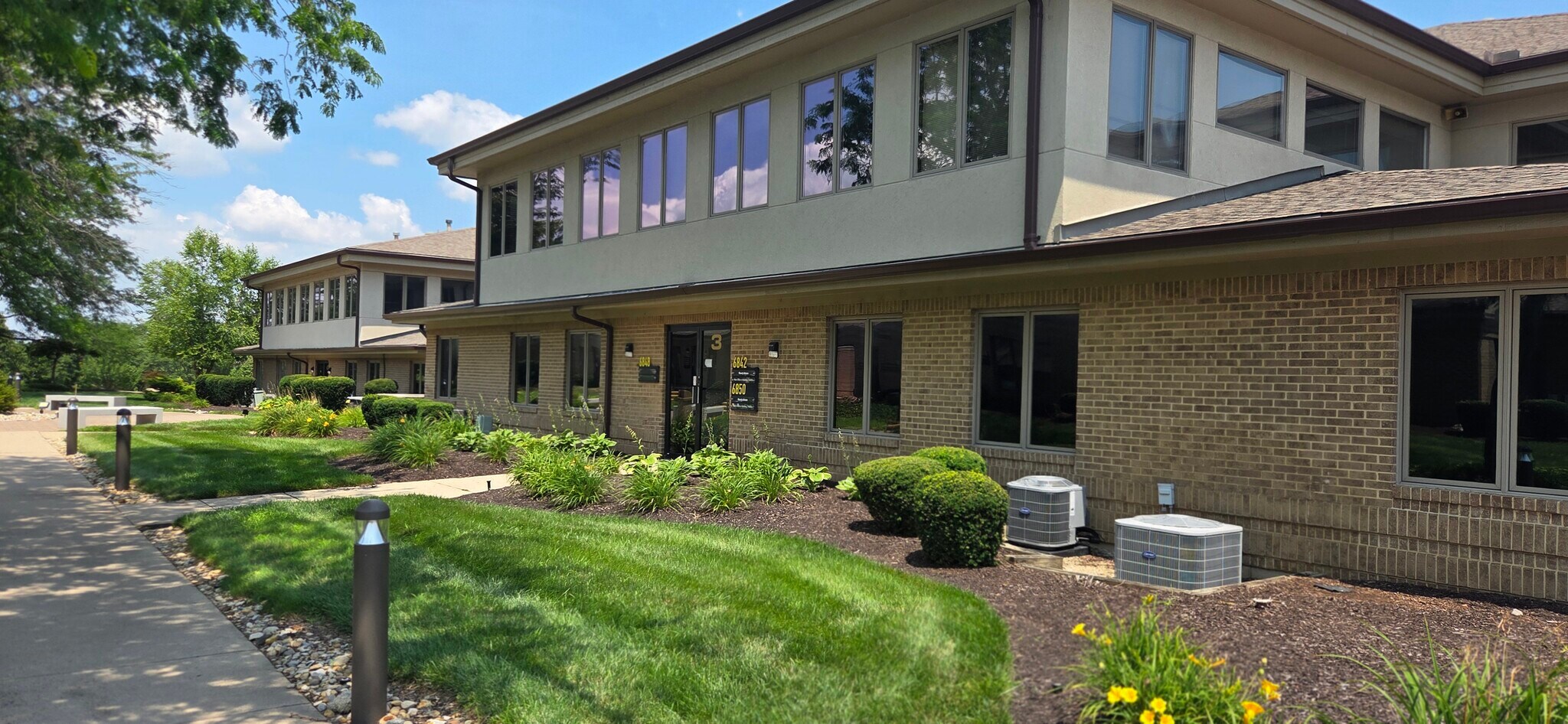 6842-6864 Loop Rd, Centerville, OH à louer Photo de l’immeuble– Image 1 sur 4