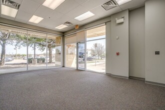 6710 Hawks Creek Ave, Westworth Village, TX à louer Photo intérieure– Image 1 sur 5