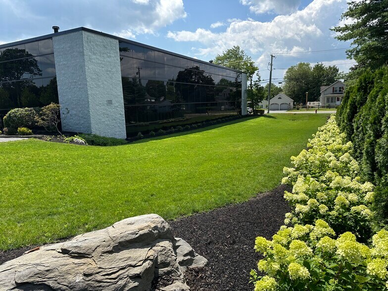 1 Branch St, Methuen, MA à louer - Photo de l’immeuble – Image 2 sur 11