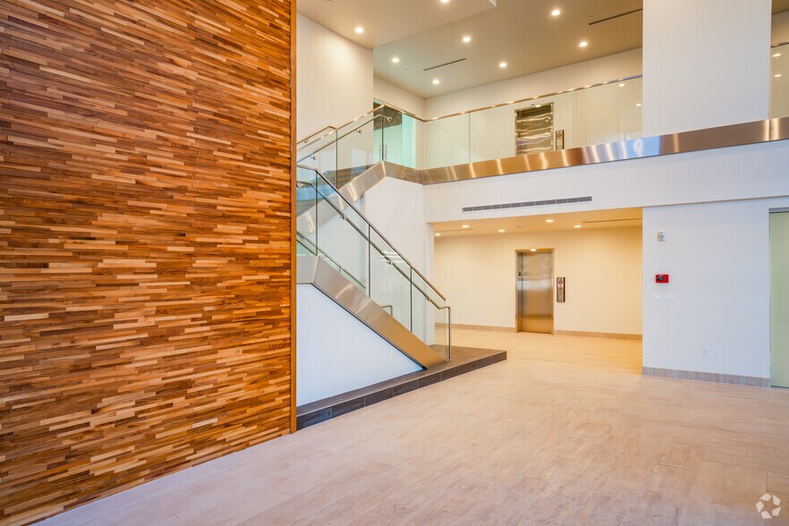 7300 W Boston St, Chandler, AZ à louer - Hall d’entrée – Image 2 sur 23