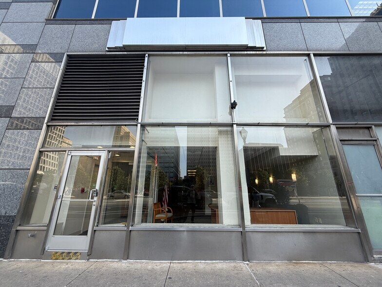 1500 John F Kennedy Blvd, Philadelphia, PA à louer - Photo de l’immeuble – Image 2 sur 20