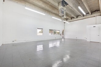 3501-3531 NW 19th St, Fort Lauderdale, FL à louer Photo intérieure– Image 2 sur 3
