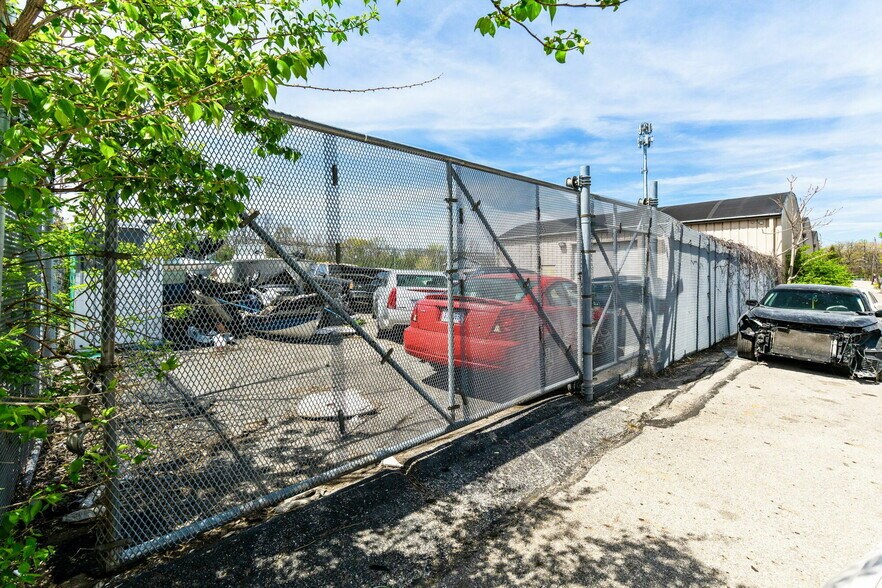 470 S Nelson Rd, Columbus, OH à louer - Photo de l’immeuble – Image 3 sur 12